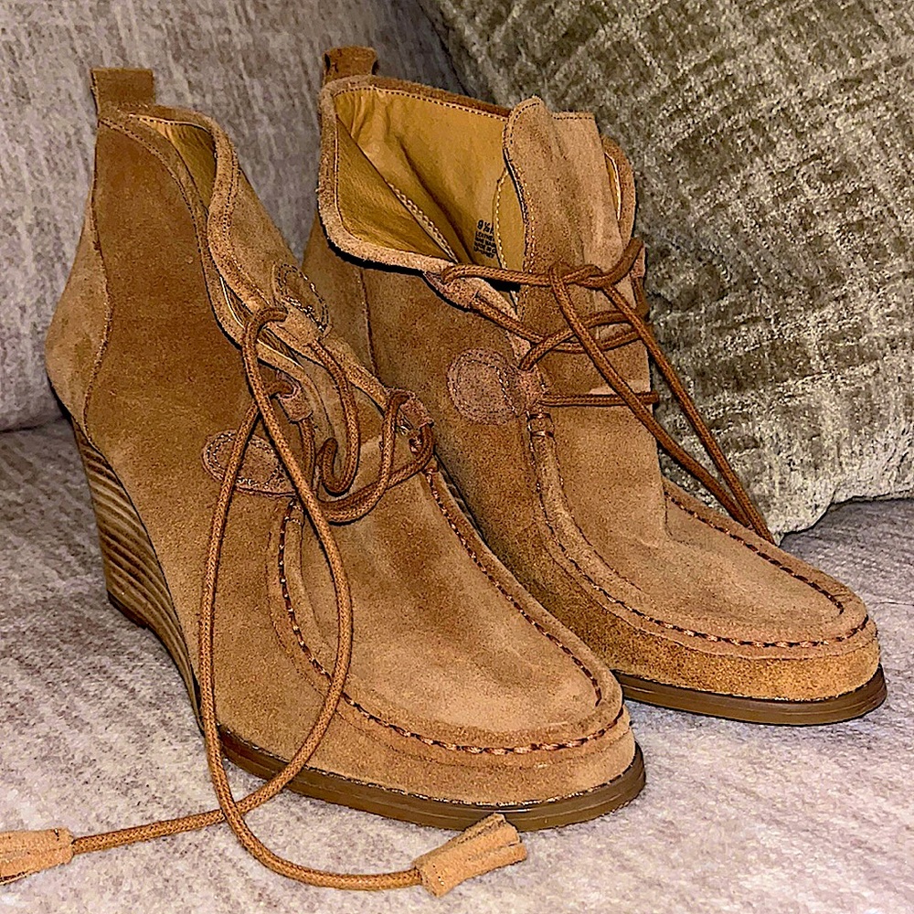 Lucky Brand Moccasin Wedge, 9.5